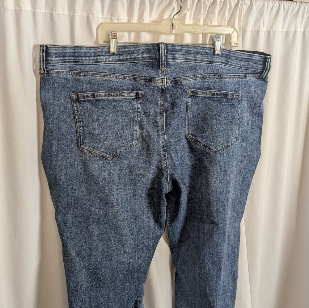 Sonoma Skinny Plus Size Jeans - Picture 5 of 7